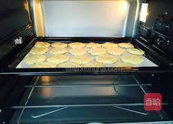 Illustration of how to make oatmeal and coconut shortbread 7