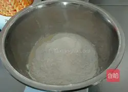 Illustration of how to make whole wheat bean dregs steamed buns 3