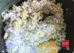 Illustration of how to make eggplant meat dumplings 5