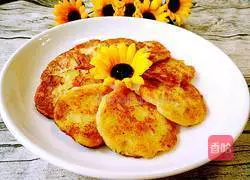 Illustration of how to make pan-fried potato and shrimp cakes 14