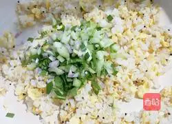 Egg Fried Rice Recipe Illustration 4