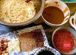 Illustration of how to make spicy noodles 1