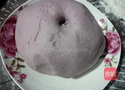 Illustration of how to make purple sweet potato and chrysanthemum steamed buns 2