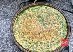 Illustration of how to make chive egg pancake 7