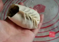 Illustration of how to make wild vegetable buns (artemisia annua) 16