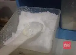 Illustration of how to make corn buns 5