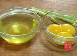 Illustration of how to make preserved golden fried rice 2