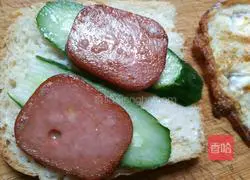 Illustration of how to make Kuaishou ham sandwich 2