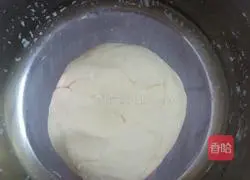 Illustration of how to make tender corn dregs, purple sweet potato and rose flower steamed buns 2