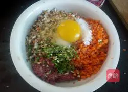 Illustration of how to make beef wontons 5