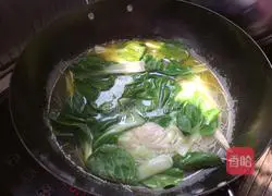 Illustration of how to make ham noodles 4