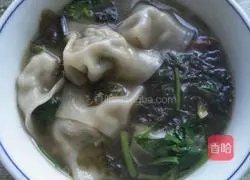 Illustration of how to make appetizing breakfast wontons 12