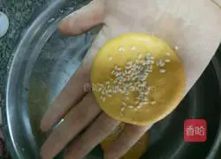 Illustration of how to make pumpkin cake 6