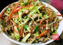 Shredded carrots and pork Illustration of how to make fried noodles 3