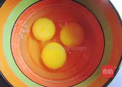 Illustration of how to make tomato juice and egg dry noodles 2