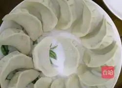 Illustration of how to make cucumber, egg and shrimp dumplings 5
