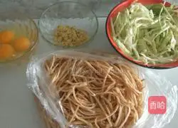 Illustration of how to make vegetarian fried pancakes 1