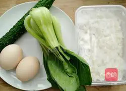 Cucumber, green vegetable and egg fried rice recipe illustration 1