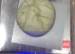 Illustration of how to make broccoli and pork buns 9