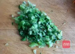 Illustration of how to make hot noodle and plain pot sticker dumplings 3