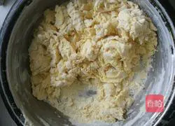 Illustration of how to make corn buns 4