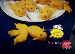 Illustration of how to make goldfish steamed buns 20