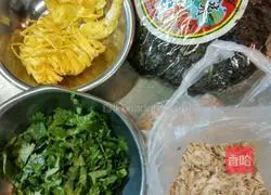 Illustration of how to make wontons 3