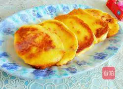 Illustration of how to make milk-flavored egg steamed bun slices 7