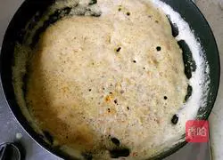 Illustration of how to make salted egg yolk fried rice 2