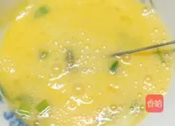 Illustration of how to make fried steamed buns 4