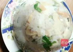 Illustration of how to make green garlic and oyster sauce fried rice 11