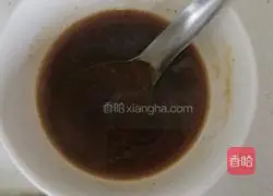 Illustration of how to make fried noodles with eggs 4