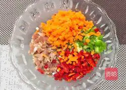 Illustration of how to make pan-fried potato pancakes 2