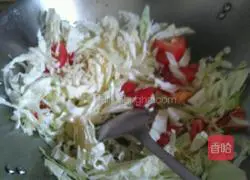 Illustration of how to make tomato and egg fried rice 4