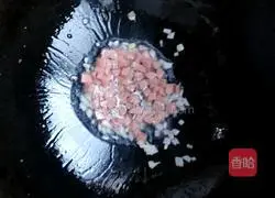 Illustration of how to make original egg fried rice 2