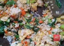 Egg Fried Rice Recipe Illustration 7