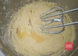 Illustration of how to make melon seed cake 3