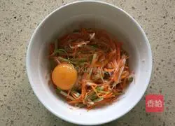 Illustration of how to make shredded pancakes 4