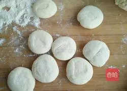 Illustration of how to make meat buns 4