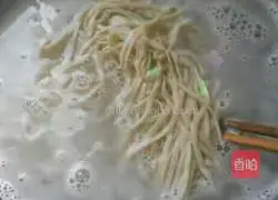 Illustration of how to make noodles with heavy sauce 2