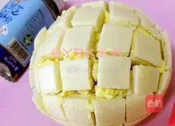 Illustration of how to make crispy cheese steamed buns 3