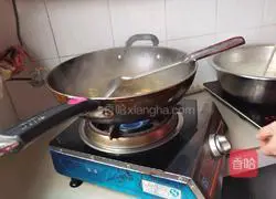 Illustration of how to make rice noodles 8