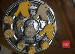 Illustration of how to make fancy bean paste buns 11