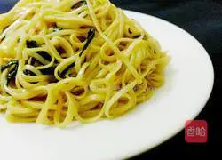 Illustration of how to make scallion noodles 9