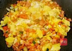 Illustration of how to make colorful fried rice 4