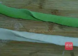 Illustration of how to make flower steamed buns 6