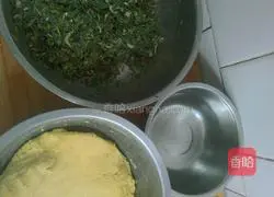 Illustration of how to make dandelion pancakes 6