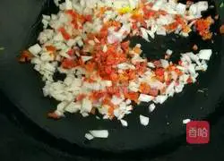 Illustration of how to make beef fried rice 7