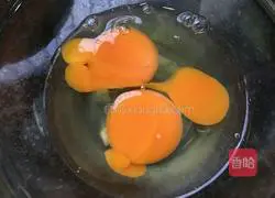 How to make Cantonese-style sausage and egg fried rice Illustration 1