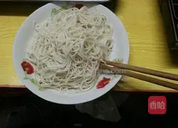 Illustration of how to make noodles 4